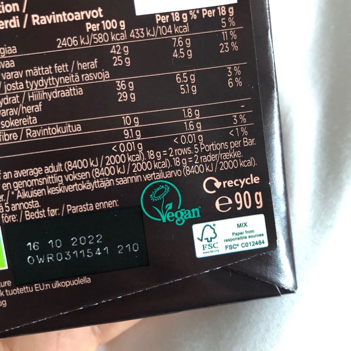 photo of Green & Black's 70% Organic Dark Chocolate shared by @yourlocalvegan on  12 Jun 2021 - review