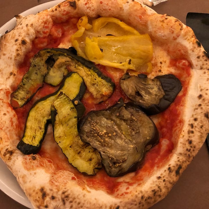 photo of Pizzeria La Talpa 3.0 Pizza Vegetariana (Resa Vegana) shared by @francescasaltori on  03 Aug 2022 - review
