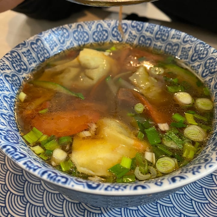 review photo of Vege Kitchen Wonton soup with dumplings and vegetables - small shared by @ilalux on 28 Feb 2022 - review
