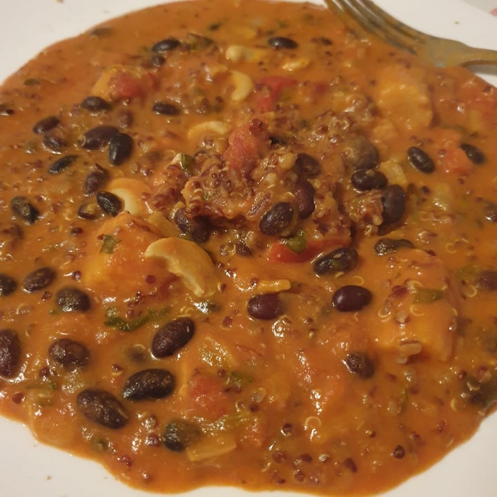 photo of One Pot Brazilian Style Black Bean Stew shared by @peteri on  16 Feb 2022 - review
