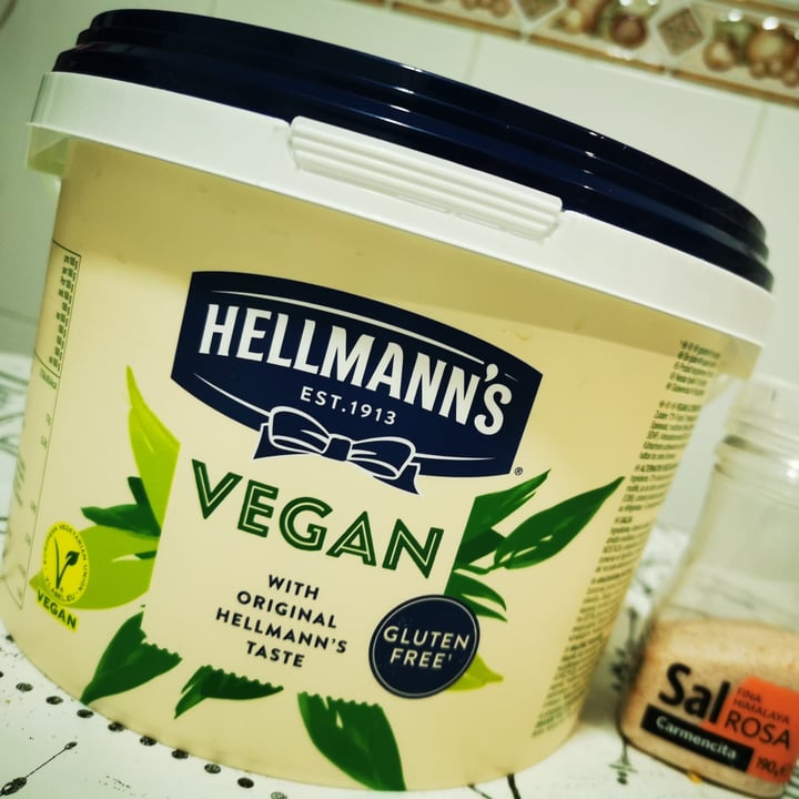 review photo of Hellmann’s Hellman’s Vegan Mayonnaise shared by @amazonadeunicornios on 30 Sep 2021 - review