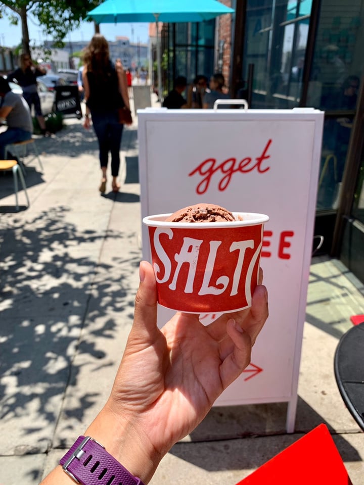 photo of Salt & Straw Chocolate Hazelnut Dandelion shared by @alaine on  20 Aug 2019 - review