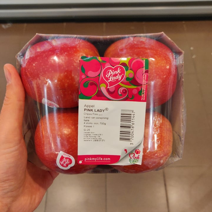 photo of Pink lady Pink Lady Apples shared by @primate on  10 Jun 2021 - review