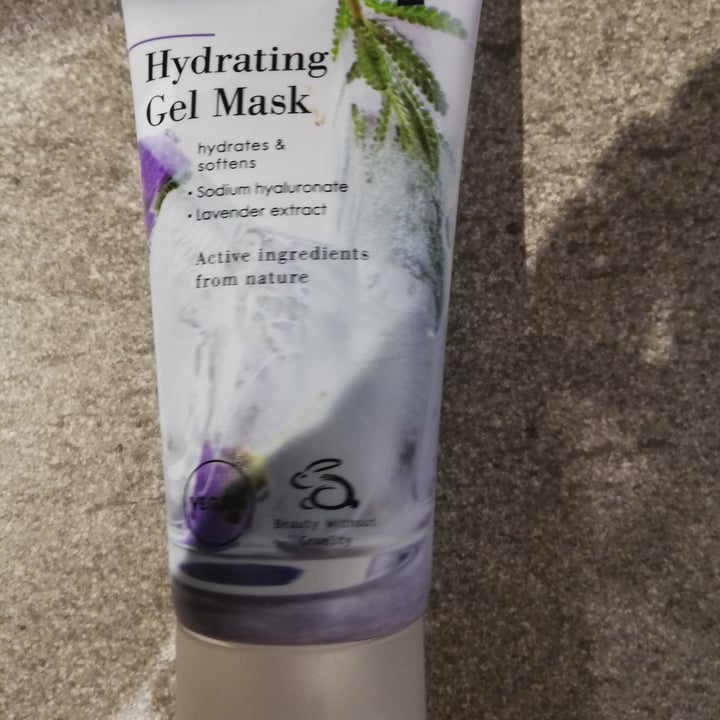 photo of Woolworths Hydrating gel mask shared by @allygreen on  05 Jun 2020 - review
