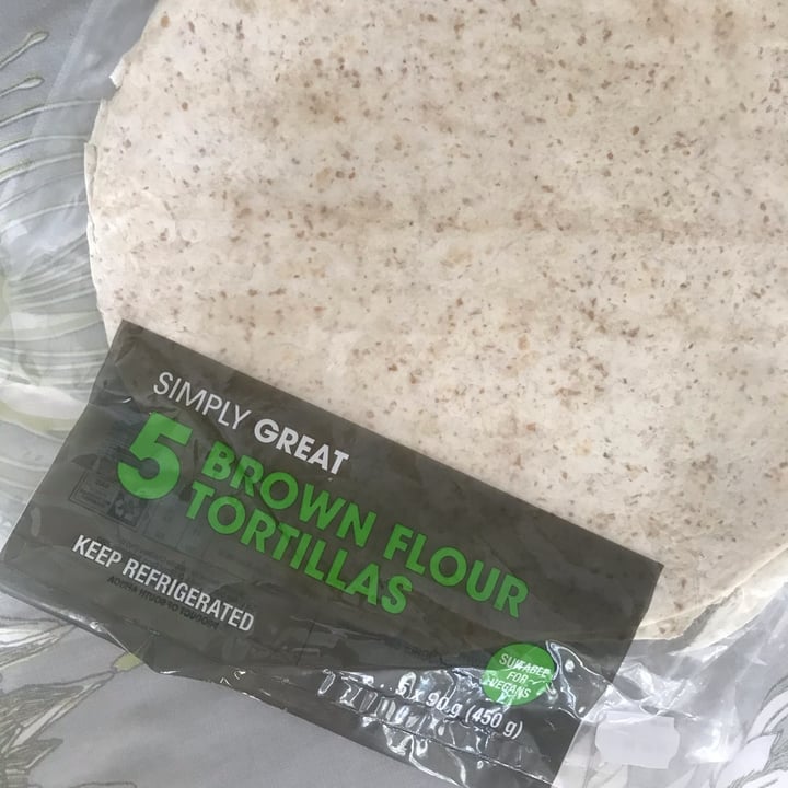 photo of Simply Great Brown flour tortillas shared by @claireswanepoel on  30 Sep 2021 - review