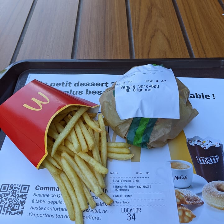 photo of McDonald’s Restaurant Veggie burger shared by @waifong72 on  22 Aug 2022 - review