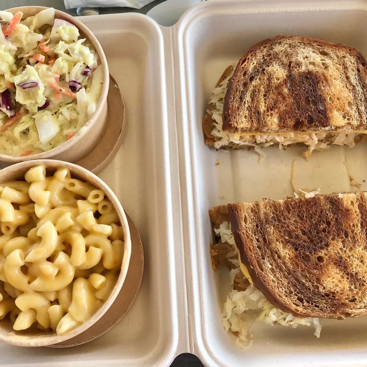 photo of Earth Based Cafe Rueben mac n cheese and slaw shared by @kimachambers on  26 Jun 2021 - review