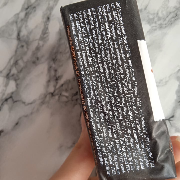 photo of Naturli' Naturli Organic Vegan Block shared by @victoriamaugeri on  03 Apr 2022 - review