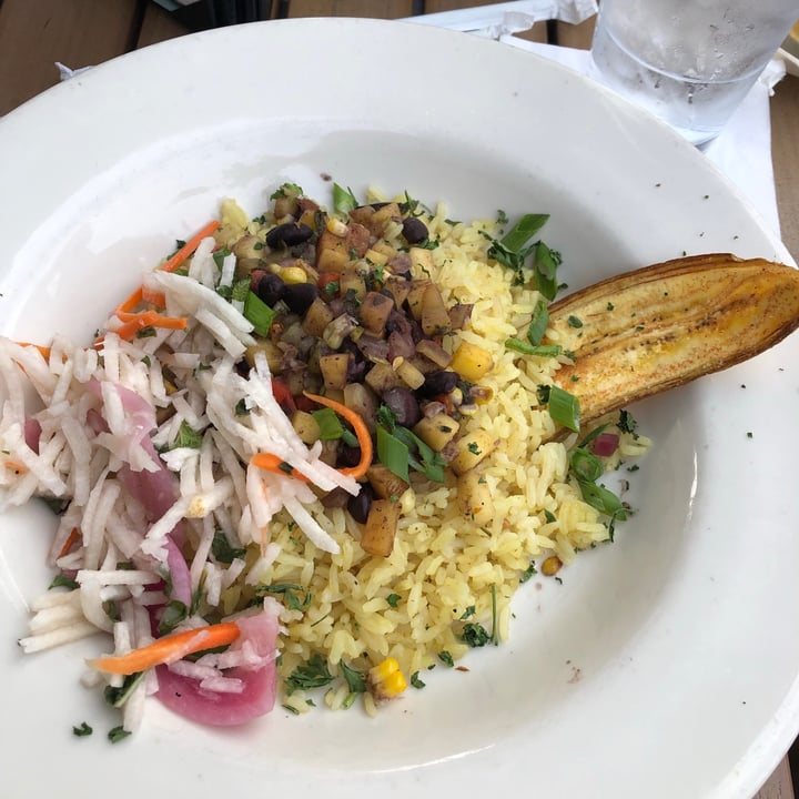 review photo of Rumba Island Bar & Grill Veganized Island Rice Bowl shared by @rachel0211 on 12 Jan 2021 - review