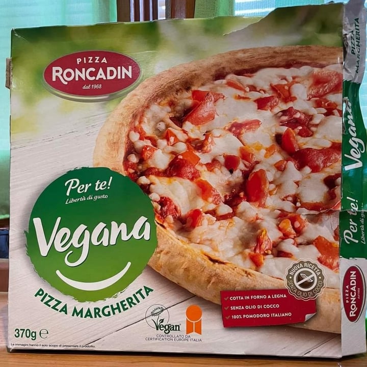 photo of Pizza roncadin Pizza margherita shared by @daniela94 on  17 May 2022 - review