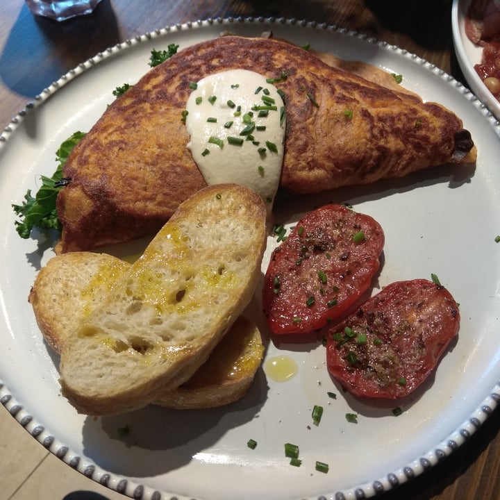review photo of Eqvilibrivm Café Tortilla De Garbanzos shared by @margalida on 18 Dec 2021 - review