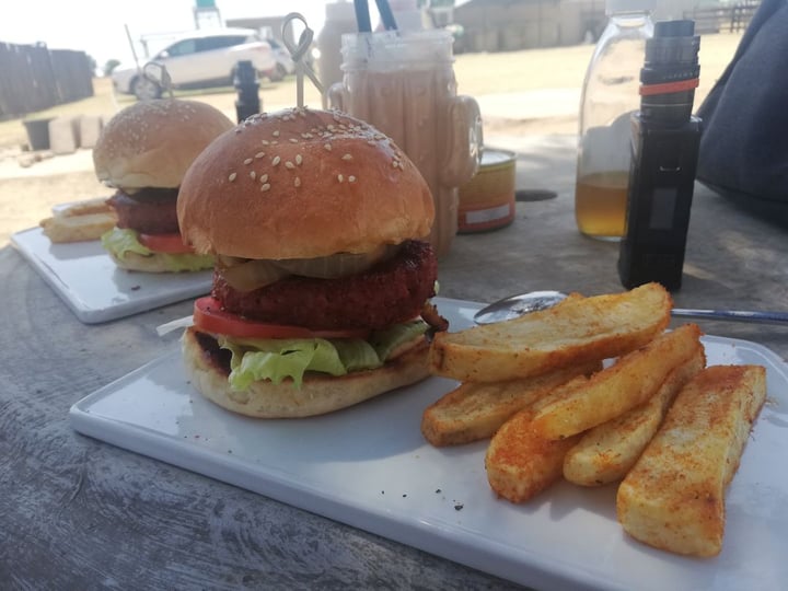photo of Asher's Corner Cafe @ Ashers Farm Sanctuary To Infinity & Beyond Burger shared by @teecee1401 on  07 Oct 2019 - review