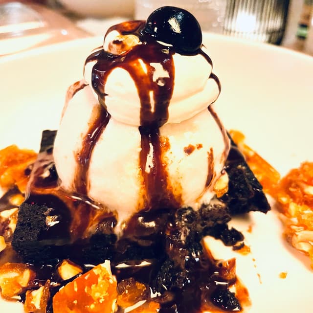 Foto do prato “Brownie Sundae”