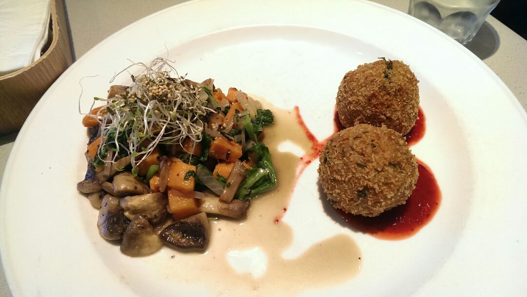 Cedele All Day Dining Wheelock Place Kale and Sweet Potato Hash