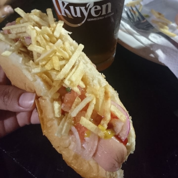 photo of Kuyen Cervecería Vegana Pancho clásico shared by @purpleveg on  22 Apr 2021 - review