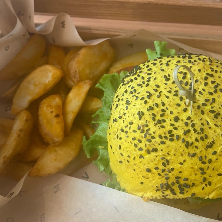 photo of Flower Burger Spicy Cecio shared by @arasnavalp on  14 Jun 2022 - review