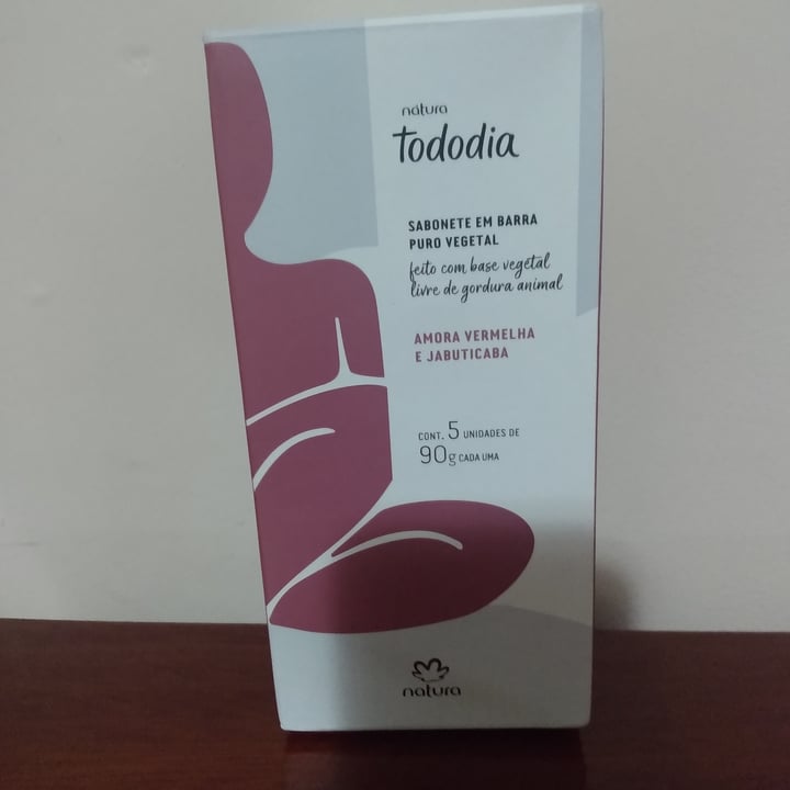 review photo of Natura sabonete em barra amora Vermelha E Jabuticaba shared by @lauroml on 08 May 2022 - review