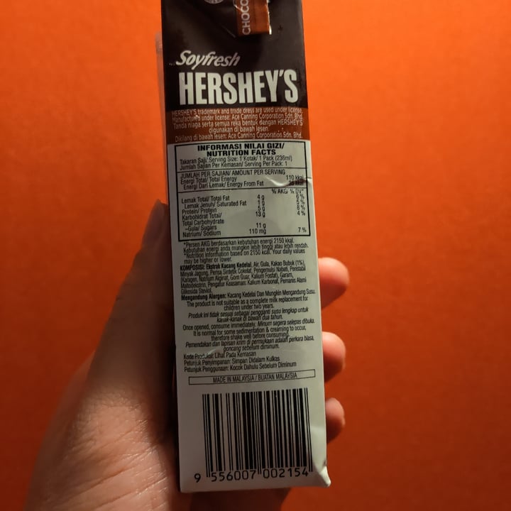 photo of Hershey's Chocolate Soy Milk shared by @stevenneoh on  13 Nov 2022 - review