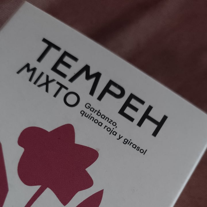 photo of Aminoteka Tempeh mixto shared by @vicottati on  14 May 2022 - review