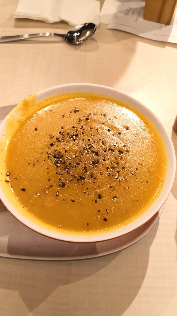 The Soup Spoon Downtown Core, Singapore Pumpkin Soup Review abillion