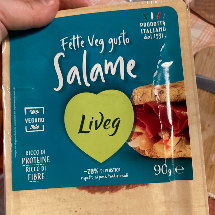 photo of Liveg fette veg al salame shared by @sottolapellepodcast on  07 May 2022 - review