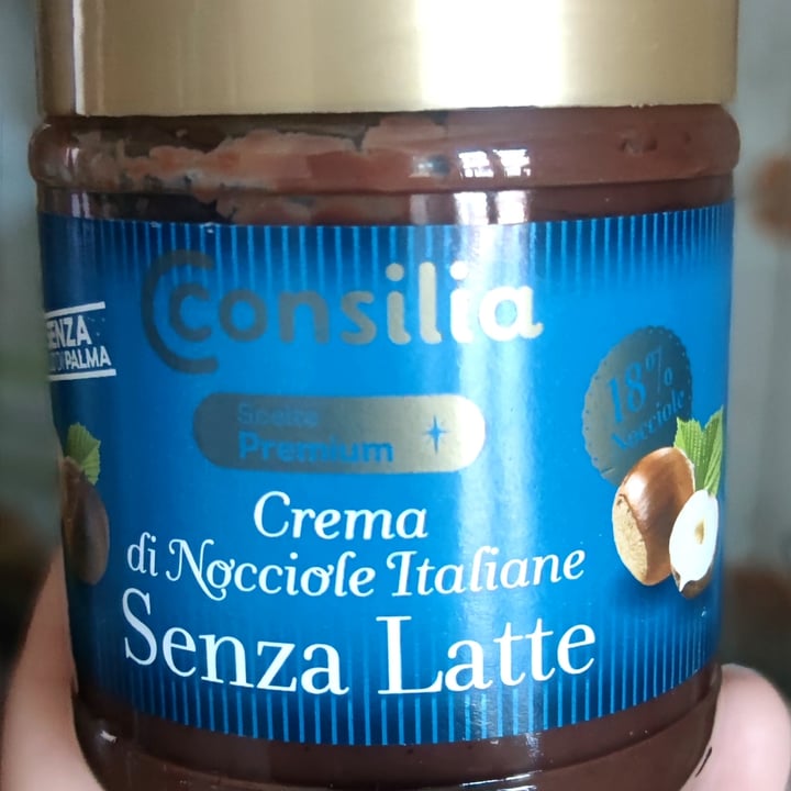 photo of Consilia Crema di nocciole senza latte shared by @lunalullabyjam on  03 Aug 2022 - review