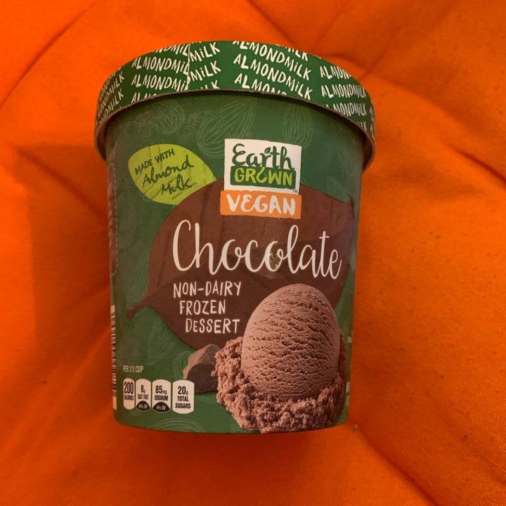 photo of Earth Grown Chocolate Non Dairy Frozen Dessert with Almond Milk shared by @katiewinter on  19 Jul 2020 - review