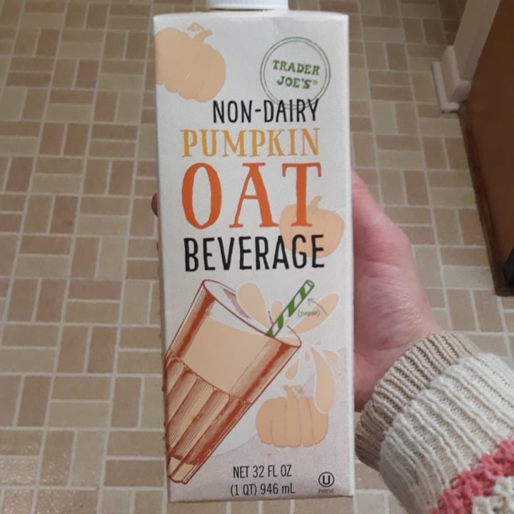 photo of Trader Joe's Pumpkin oat beverage shared by @hannahamell on  08 Nov 2021 - review
