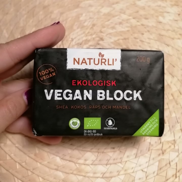 photo of Naturli' Naturli Organic Vegan Block shared by @intothemeow on  04 Oct 2021 - review