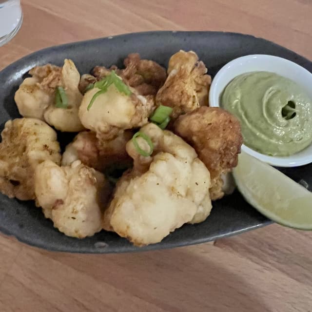 Foto del plato “Chili Lime Cauliflower Wings”