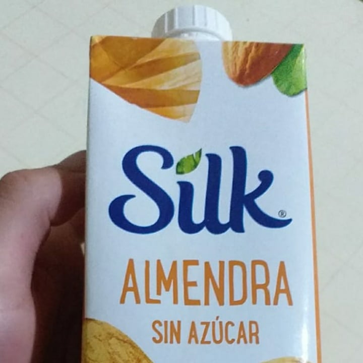photo of Silk Leche de Almendras sin Azúcar shared by @empat1a on  10 Apr 2021 - review