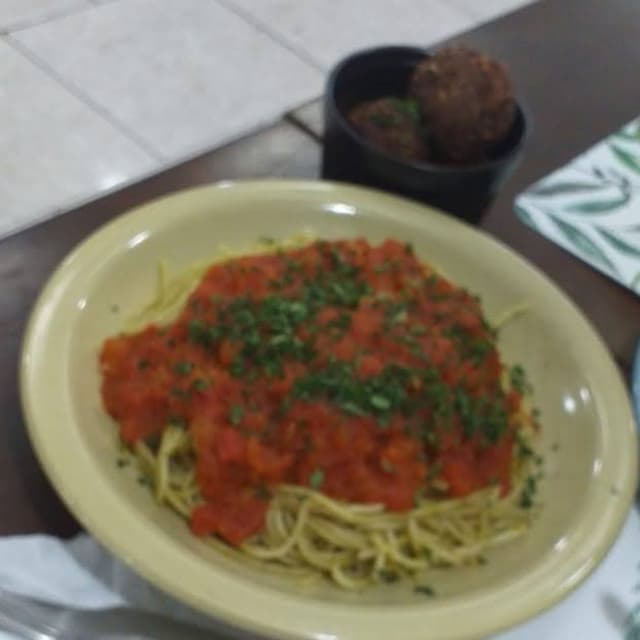 Photo of the dish “Espaguete Ao Sugo Com  Almôndegas Vegetais”