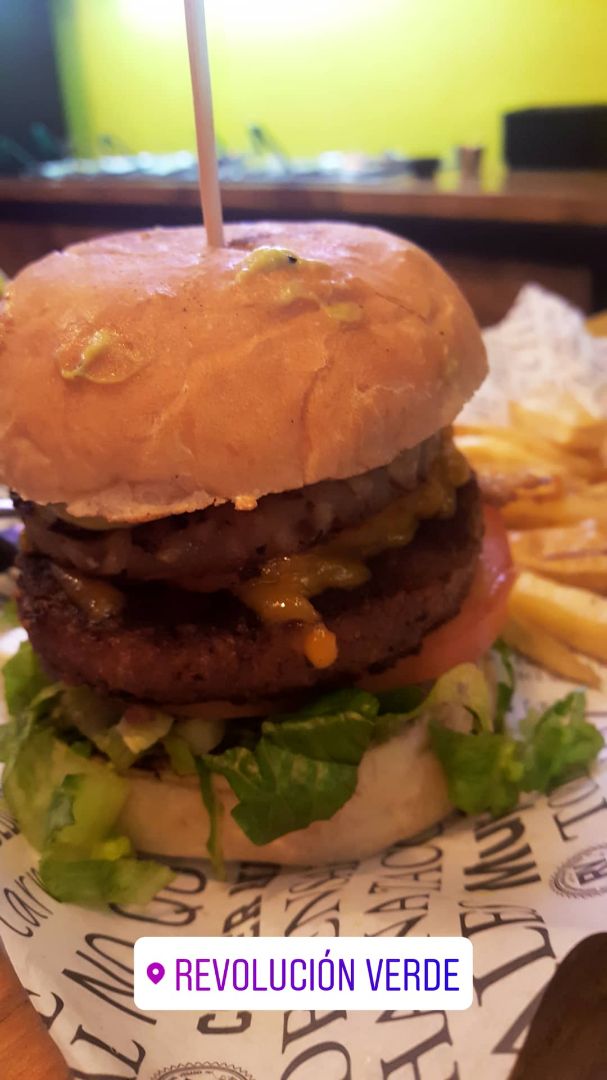 review photo of Revolucion Verde Beyond Burger shared by @gratzielb on 23 Dec 2019 - review