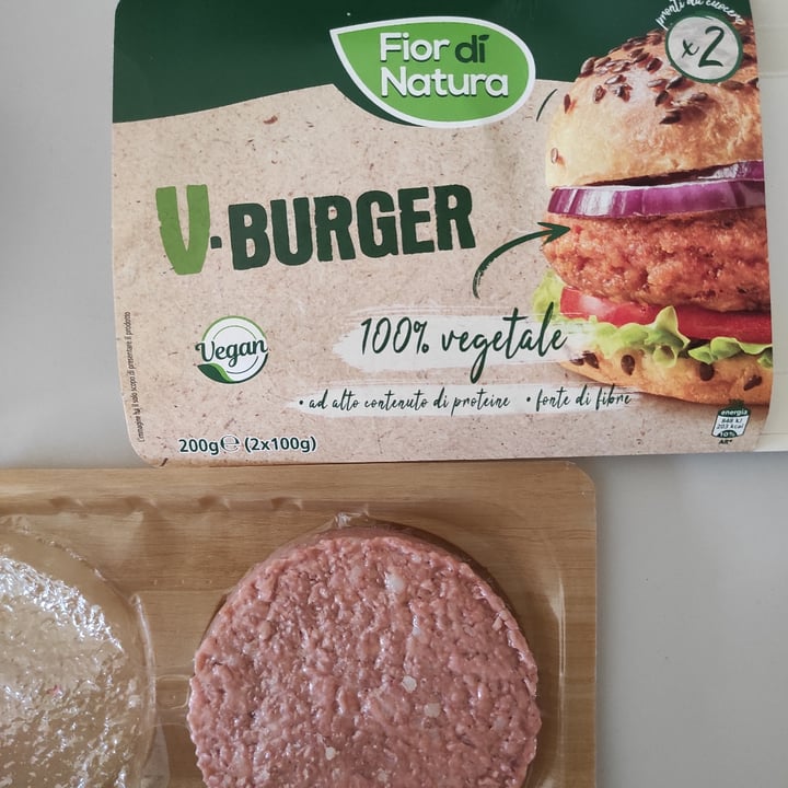 photo of Fior di Natura V-Burger shared by @foodmap on  09 Apr 2022 - review