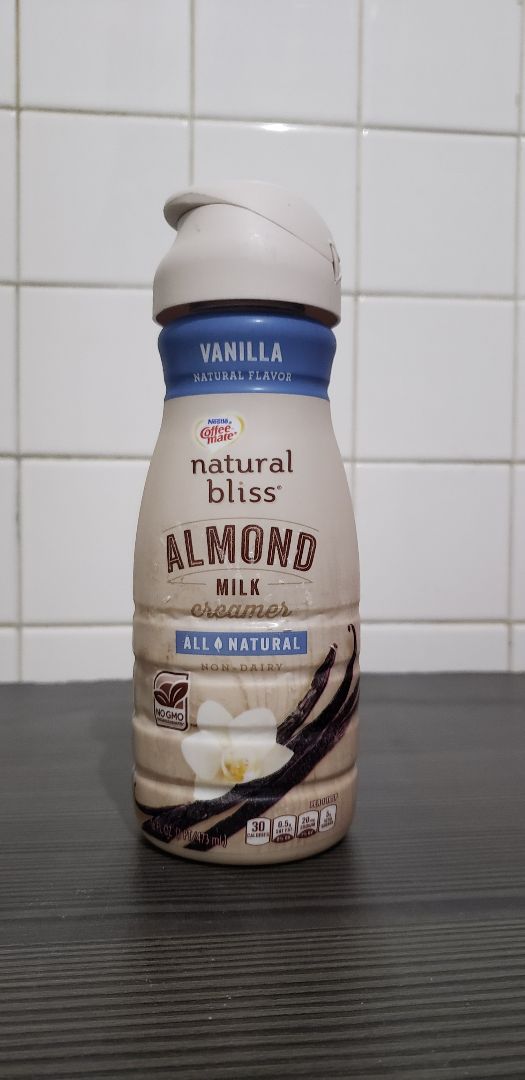 photo of Coffee mate natural bliss Vanilla Almond Milk Creamer shared by @katiardz on  26 Nov 2019 - review