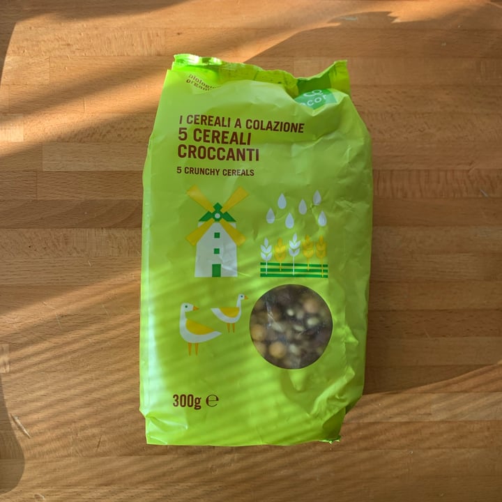 photo of Ecor 5 cereali croccanti shared by @vittorido on  11 Jan 2022 - review