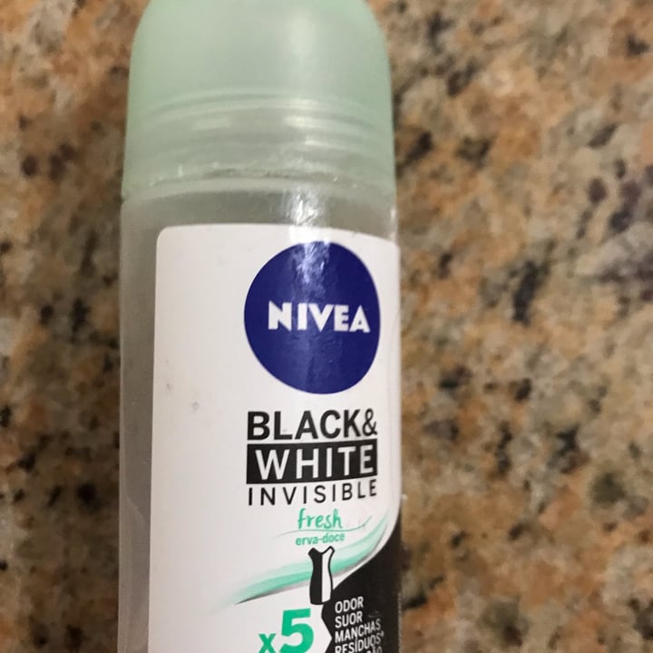 photo of Nivea black&white shared by @vivianelacerda1975 on  30 Jun 2022 - review