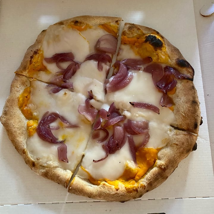 photo of Pizzeria il Gabbiano Pizza Autunno shared by @tinissa on  30 Aug 2022 - review
