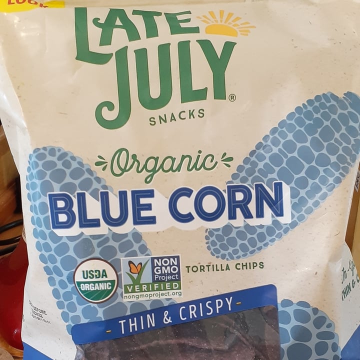 photo of Late July Snacks Blue Corn Restaurant Style Tortilla Chips shared by @chrisdartt on  28 May 2022 - review
