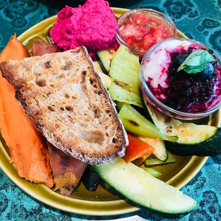 review photo of Culture Café Kriemhild Frühstück Dostojewski shared by @deniz on 02 Aug 2021 - review