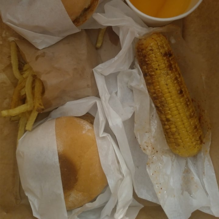 review photo of FANTASTIC V Fantastic Vurger shared by @agatuuu on 11 Apr 2021 - review