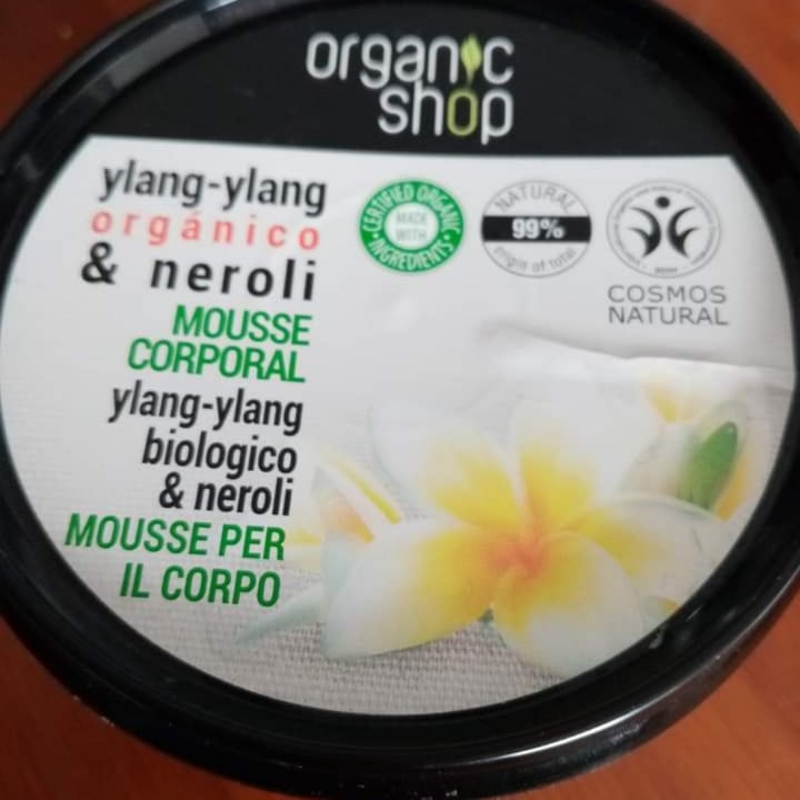 photo of The Body Shop Mousse Corporal Ylang-Ylang biológico y neroli shared by @ranaverde on  05 Mar 2021 - review