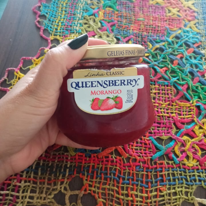 review photo of Geleia Queensberry Geleia de morango shared by @luanagales on 30 May 2022 - review
