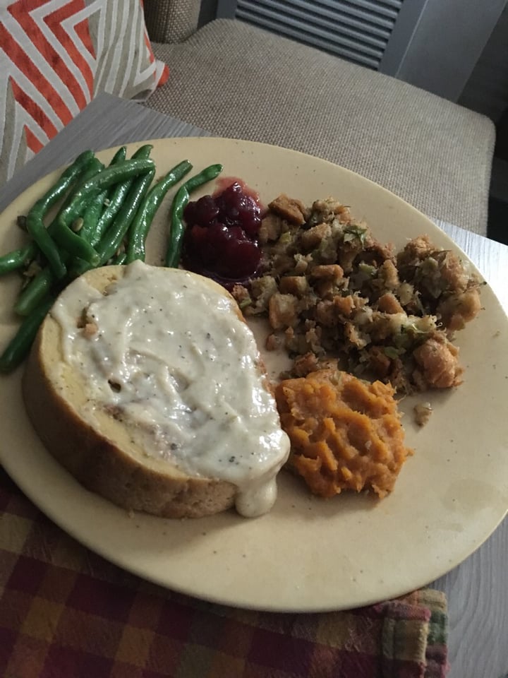 photo of Chicago Diner Pre-ordered Take-out vegan Thanksgiving Dinner. shared by @crcyclone on  28 Nov 2019 - review