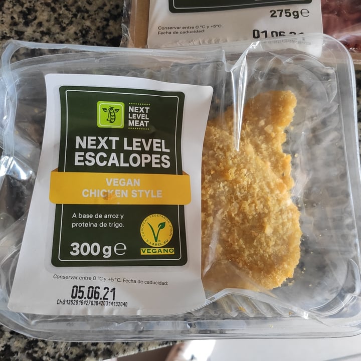 review photo of Next Level Meat Next Level Escalopes Vegan Chicken Style shared by @meloba on 31 May 2021 - review