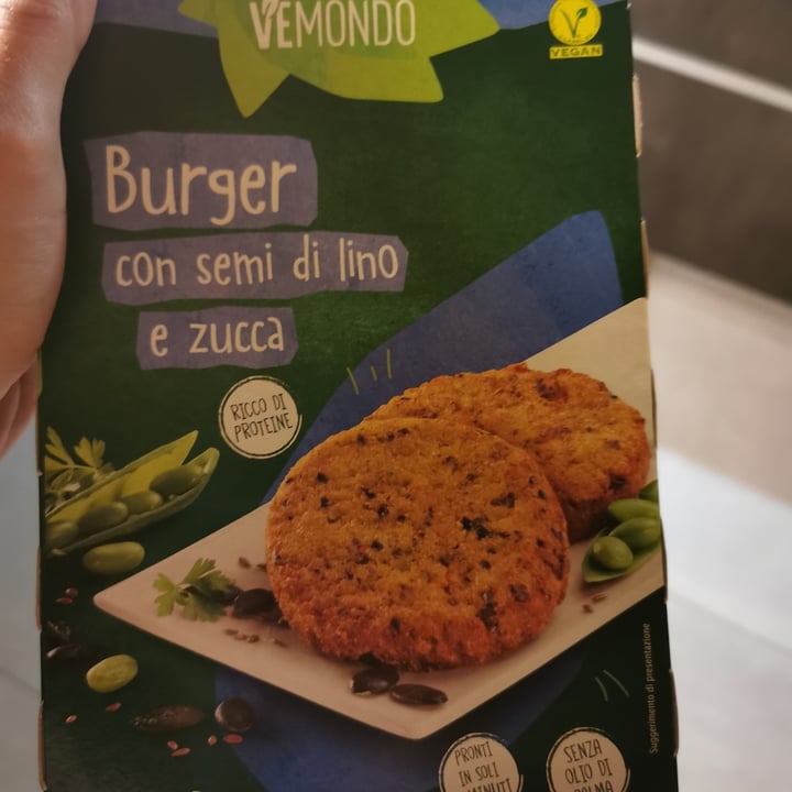 photo of Vemondo  Burger Semi di Lino e Zucca shared by @ele2401 on  02 Oct 2022 - review