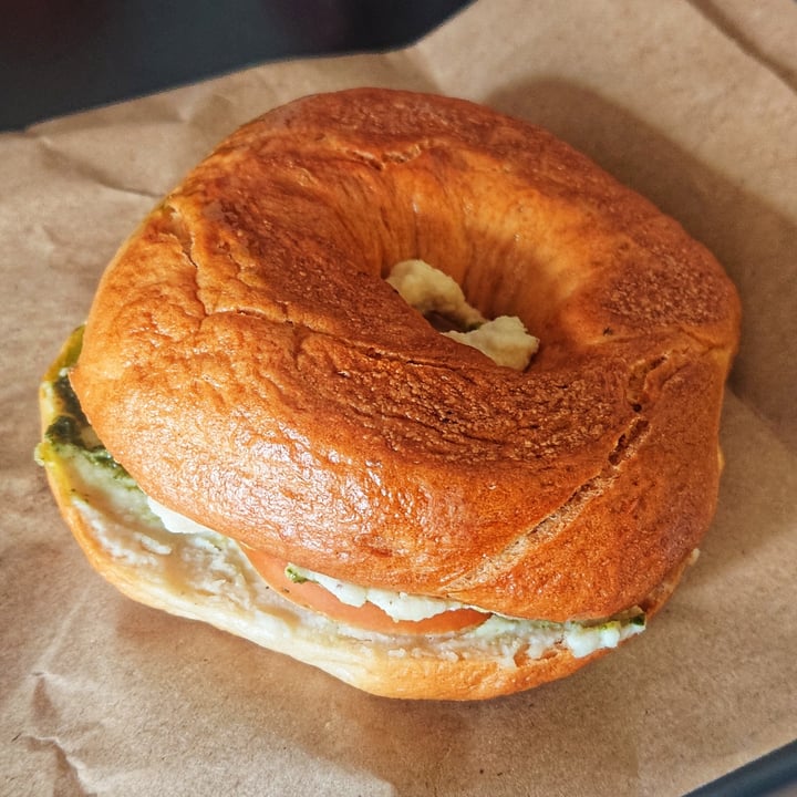 photo of Dolce Bakery Vegan Caprese Bagel shared by @anne13 on  28 May 2021 - review