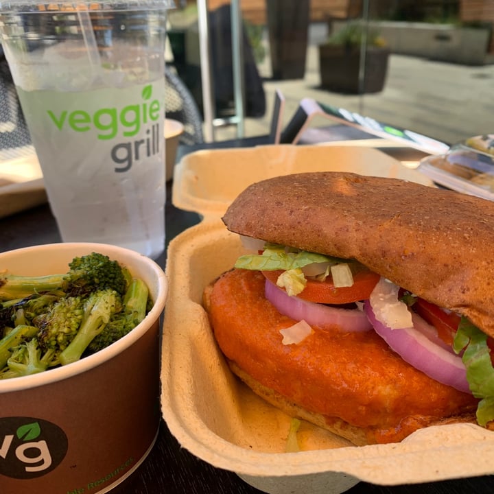 photo of Veggie Grill Buffalo Bomber Sandwich shared by @veganpetite on  17 Jun 2020 - review
