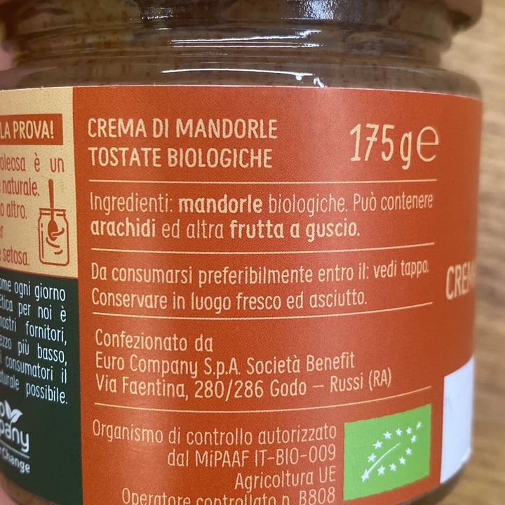 photo of Euro Company food for change 100% crema di mandorle tostate shared by @amelia78 on  27 Oct 2022 - review