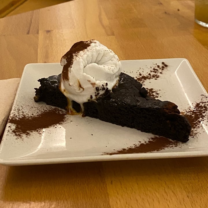 photo of Roots & Rolls Choc avocado brownie shared by @nick91 on  30 Dec 2021 - review